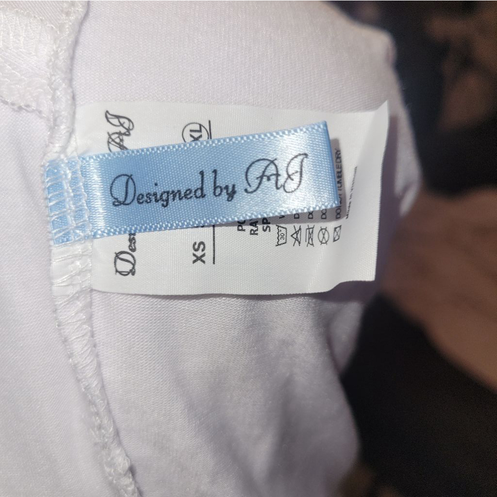 Women's AJ White Knotted T-Shirt Size XL - Picture 6 of 7